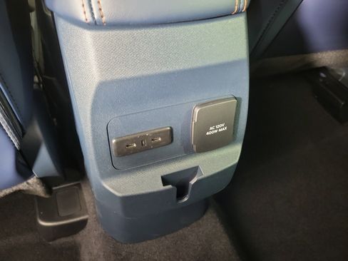 New 2026 Ford Maverick Lariat image 24