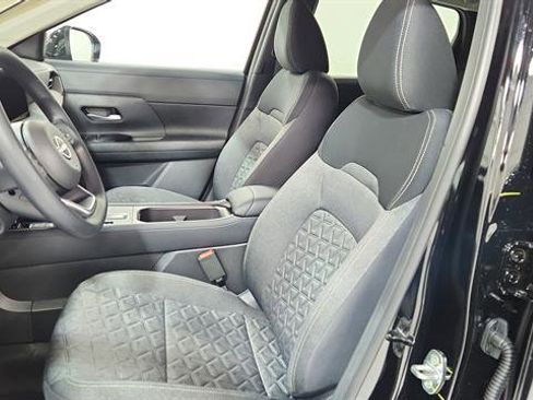 Certified 2026 Nissan Kicks SV FWD image 11