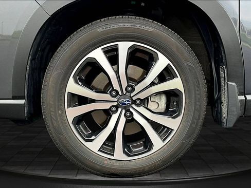 Used 2023 Subaru Forester Limited AWD/4WD image 30