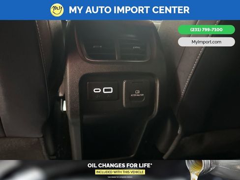 Used 2023 Chevrolet Blazer RS w/ Enhanced Convenience Package image 27