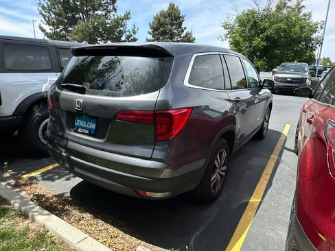 Used 2017 Honda Pilot EX-L image 4
