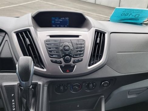 Used 2015 Ford Transit 150 XLT RWD image 26