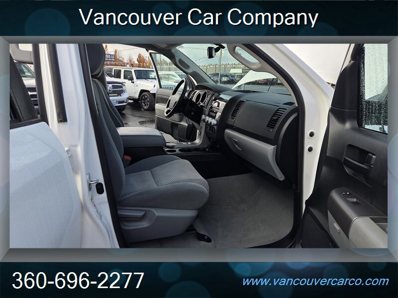 Used 2011 Toyota Tundra 4x4 Double Cab image 17