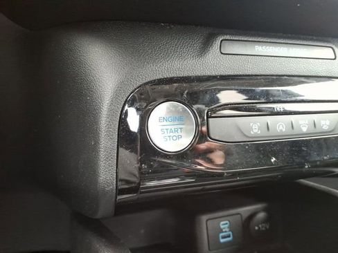 Used 2023 Ford Escape Active w/ Tech Pack #1 AWD/4WD image 21