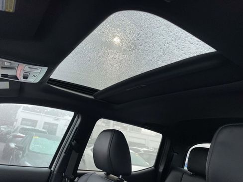 Used 2022 Toyota Tacoma TRD Off-Road w/ TRD Premium Off Road Package image 31