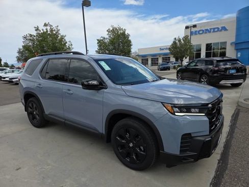 New 2026 Honda Pilot Black Edition image 2
