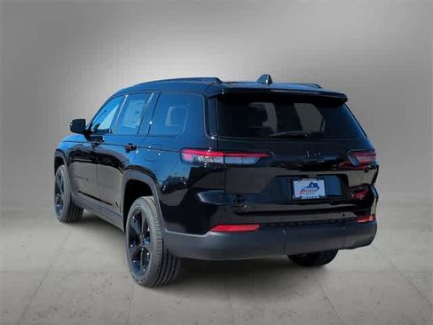 New 2025 Jeep Grand Cherokee L Altitude image 6