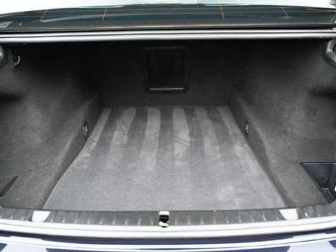 Used 2019 BMW 750i w/ M Sport Package RWD image 20