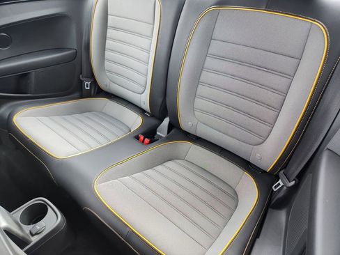 Used 2016 Volkswagen Beetle 1.8T Dune image 18