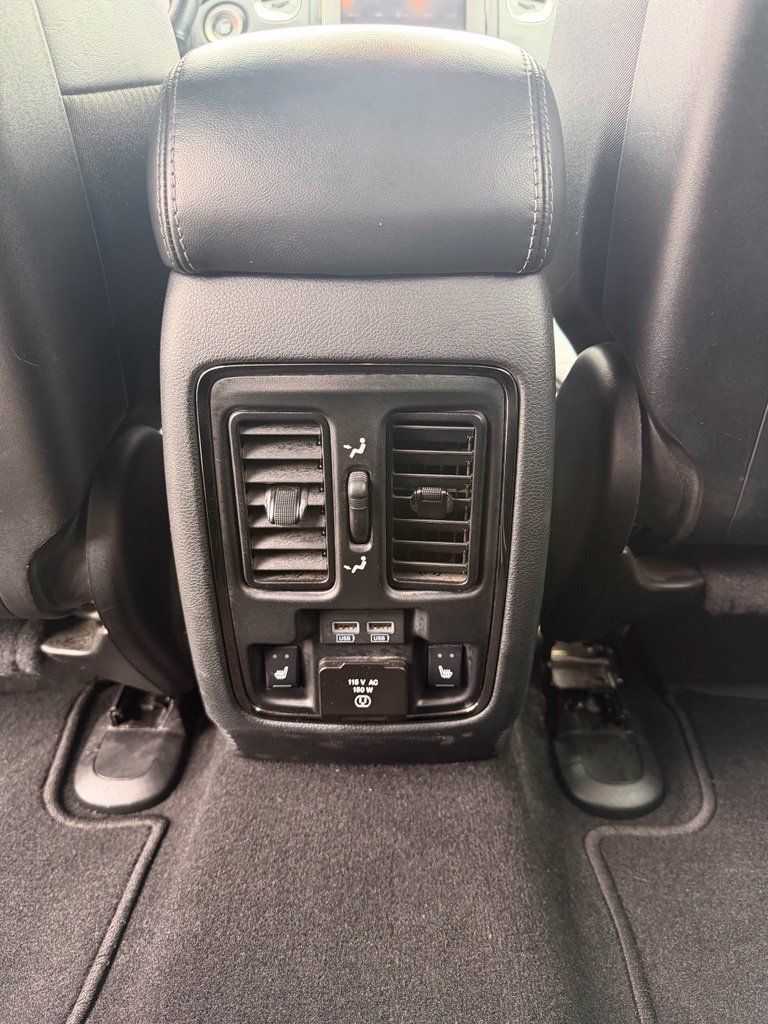 Used 2020 Dodge Durango R/T w/ Blacktop Package AWD/4WD image 20