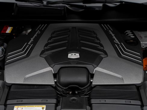 Used 2021 Lamborghini Urus AWD/4WD image 75