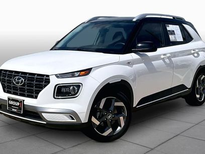 Certified 2023 Hyundai Venue Limited w/ Cargo Package