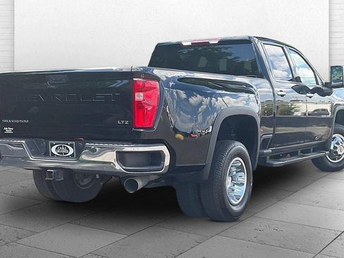 Used 2024 Chevrolet Silverado 3500 LTZ w/ LTZ Convenience Package AWD/4WD image 14