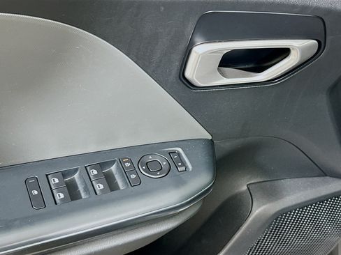 Used 2025 Kia K4 FWD image 15