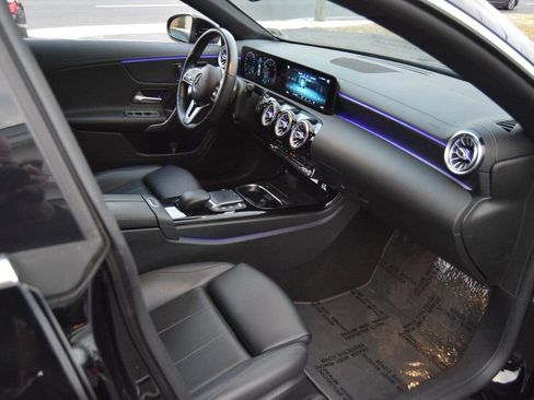 Used 2021 Mercedes-Benz CLA 250 4MATIC w/ Premium Package image 20