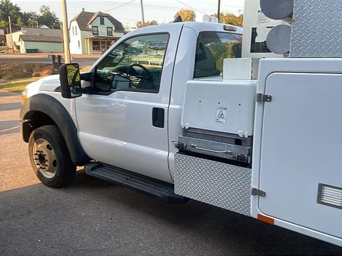 Used 2012 Ford F450 XL image 5