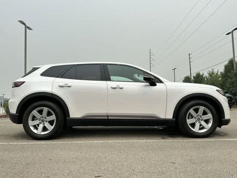 Used 2024 Honda Prologue EX image 3