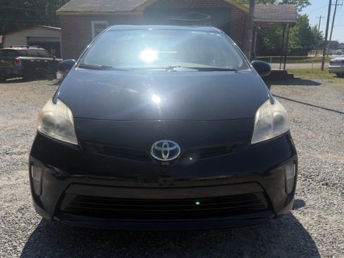Used 2012 Toyota Prius Three image 2