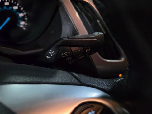 Used 2016 Ford Transit Connect XLT image 21