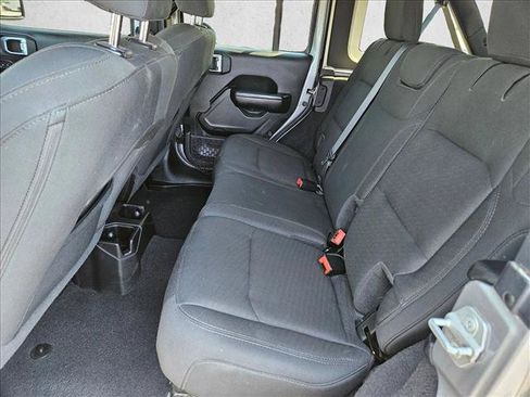 Used 2021 Jeep Wrangler Unlimited Sport AWD/4WD image 17