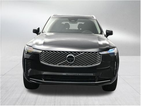 New 2026 Volvo XC90 B5 Plus AWD/4WD image 34