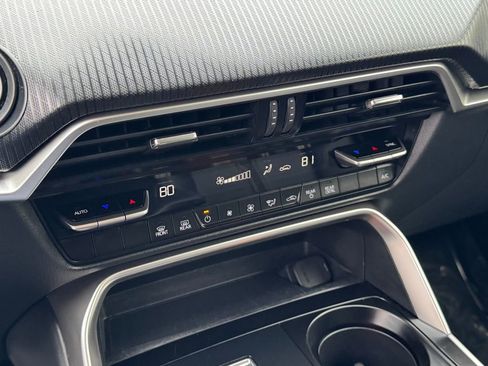 Used 2024 MAZDA CX-90 3.3 Turbo w/ Select Package image 13