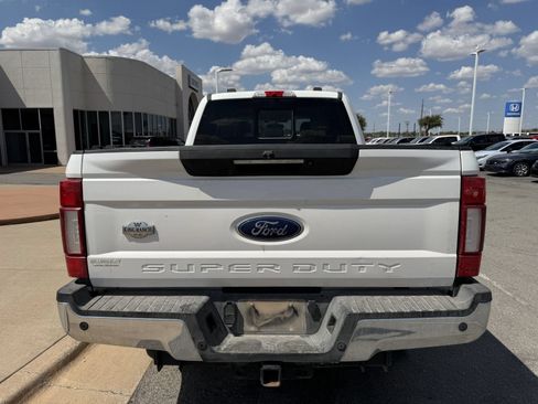 Used 2021 Ford F250 Lariat w/ Lariat Ultimate Package AWD/4WD image 5