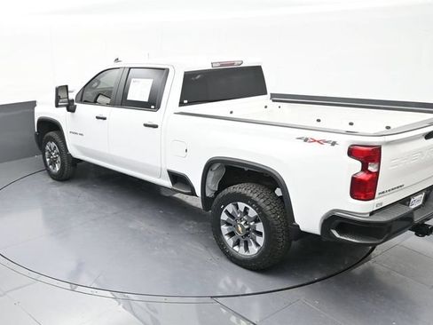 Used 2024 Chevrolet Silverado 2500 Custom w/ Custom Convenience Package AWD/4WD image 60