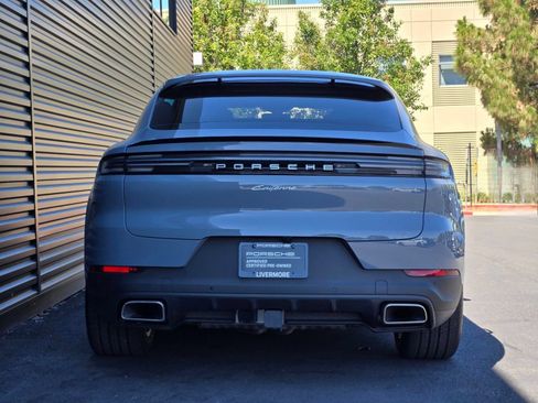 New 2026 Porsche Cayenne Coupe AWD/4WD image 7