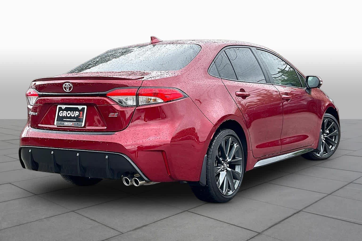 Used 2026 Toyota Corolla SE FWD image 13