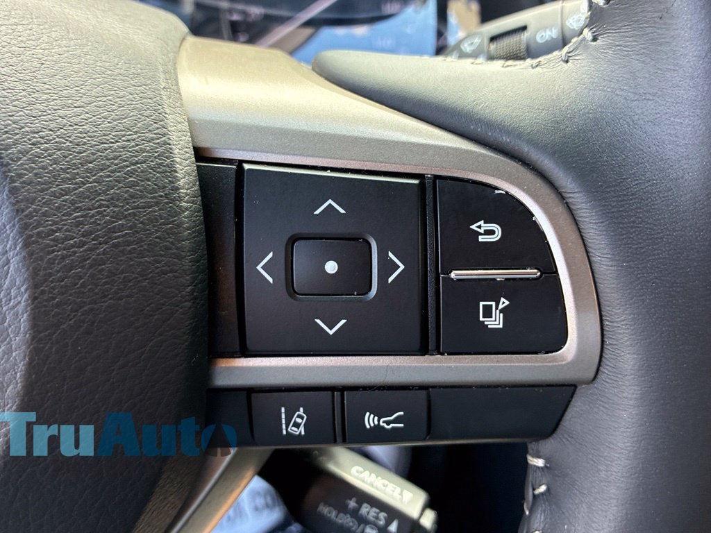 Used 2017 Lexus RX 350 AWD w/ Premium Package image 29