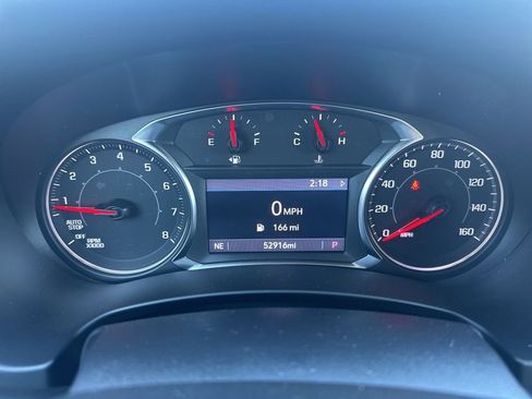 Used 2023 GMC Terrain SLT image 23