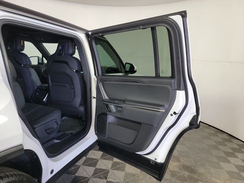 Used 2024 Rivian R1S Adventure AWD/4WD image 19