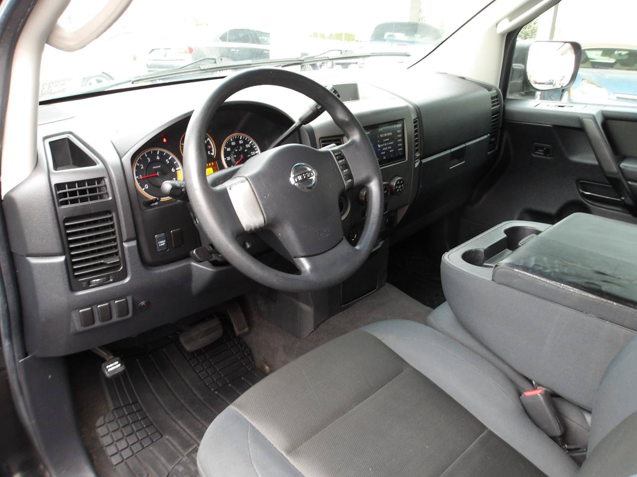 Used 2008 Nissan Titan XE RWD image 9