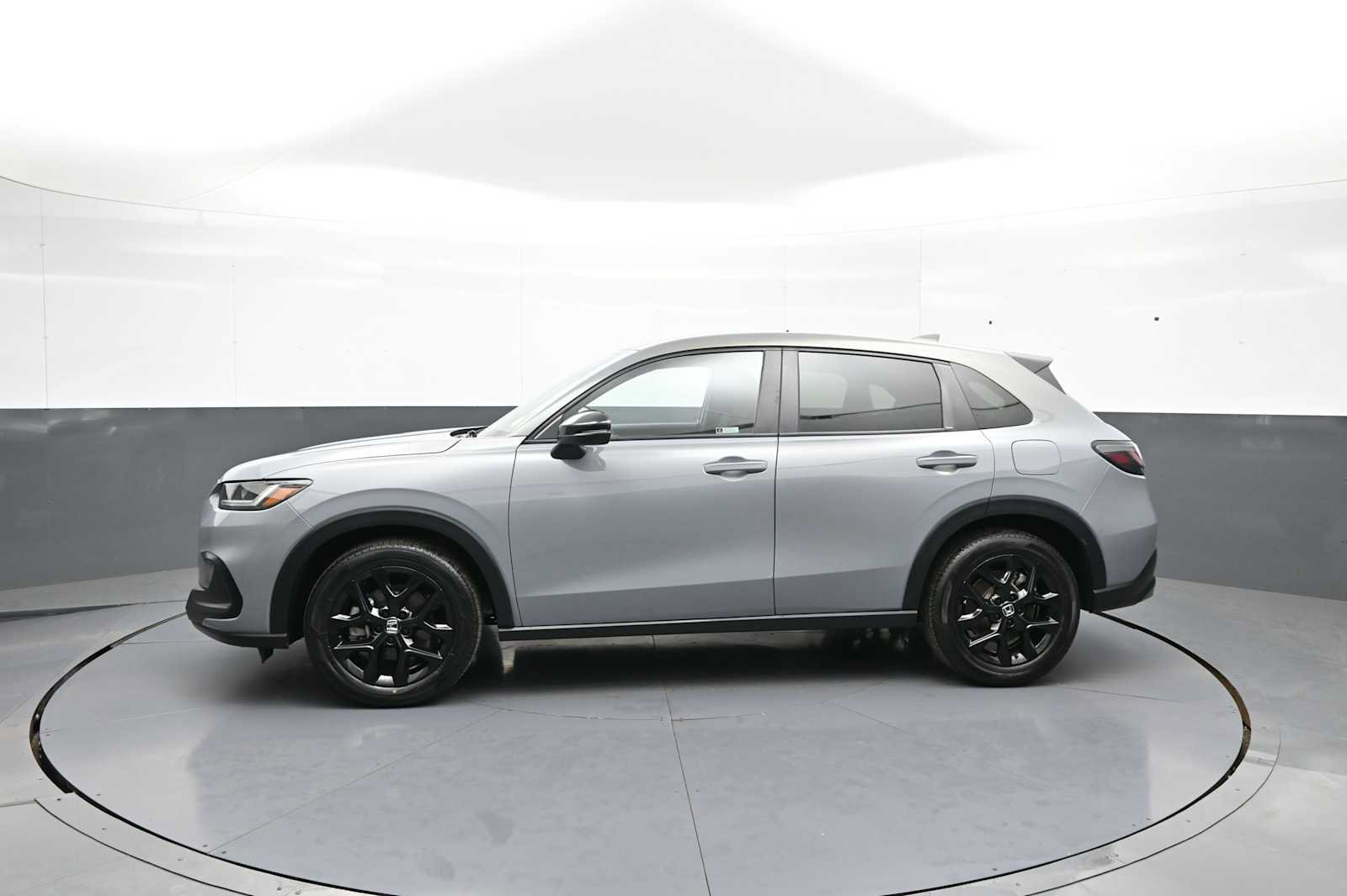 Certified 2024 Honda HR-V Sport image 9