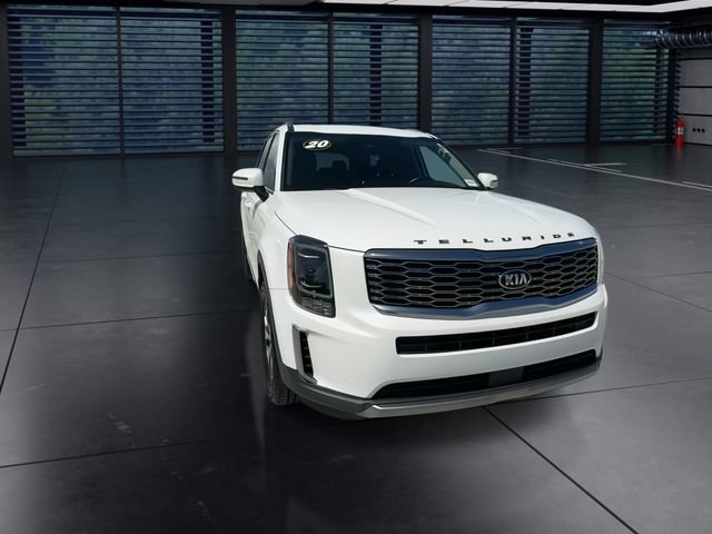 Used 2020 Kia Telluride EX w/ Towing Package FWD image 3