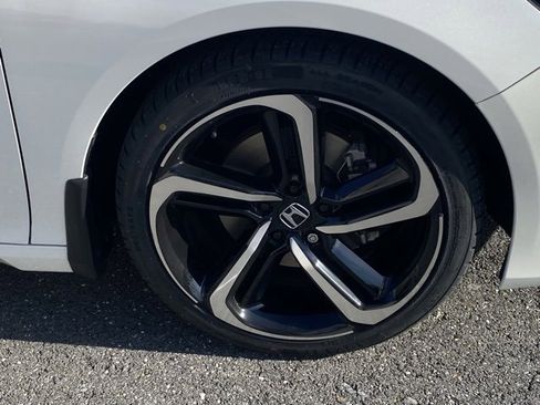 Certified 2022 Honda Accord Sport image 11