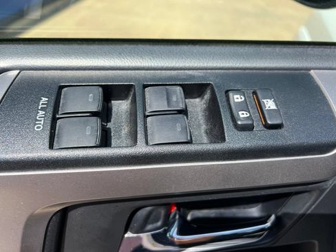 Used 2020 Toyota 4Runner SR5 Premium RWD image 25