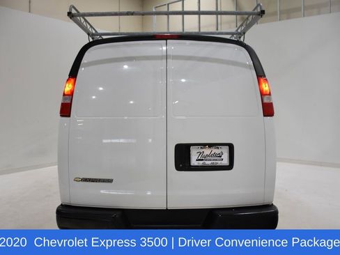 Used 2020 Chevrolet Express 3500 w/ Driver Convenience Package image 5