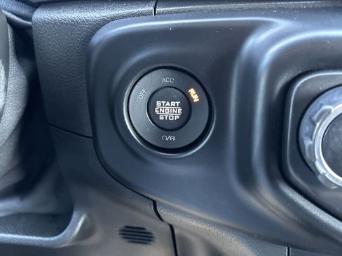 Certified 2021 Jeep Wrangler Unlimited Sport image 29