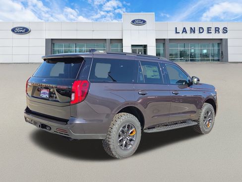 New 2026 Ford Expedition Tremor image 3