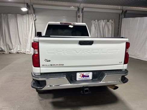 Used 2022 Chevrolet Silverado 2500 LT image 6