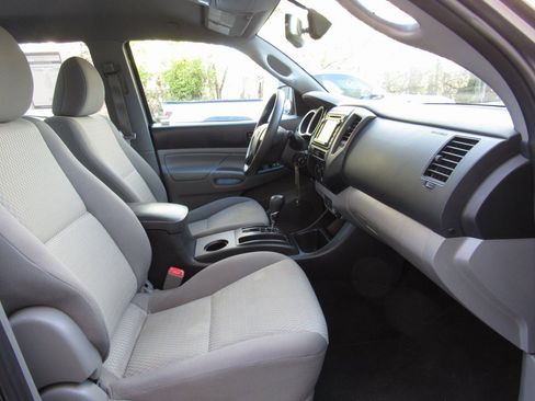 Used 2014 Toyota Tacoma 4x4 Double Cab image 19