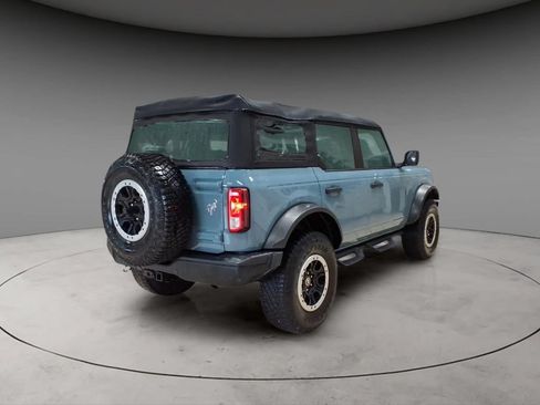 Used 2023 Ford Bronco Black Diamond w/ Sasquatch Package AWD/4WD image 9