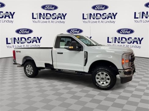 Certified 2023 Ford F250 XLT image 4