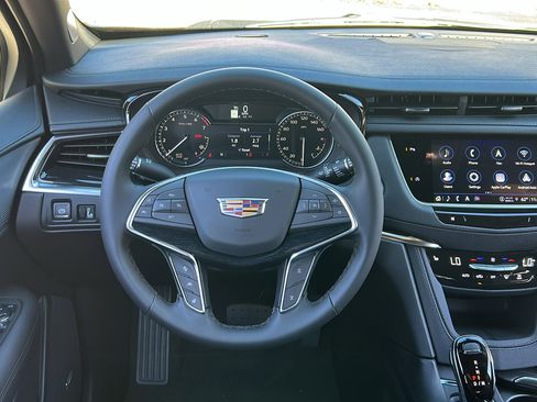 New 2025 Cadillac XT5 Premium Luxury image 21