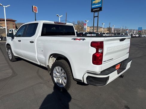Certified 2022 Chevrolet Silverado 1500 Custom AWD/4WD image 5
