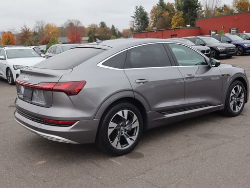 Used 2020 Audi e-tron Premium Plus image 5