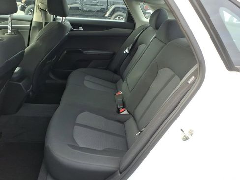 Used 2022 Kia K5 LXS AWD/4WD image 7