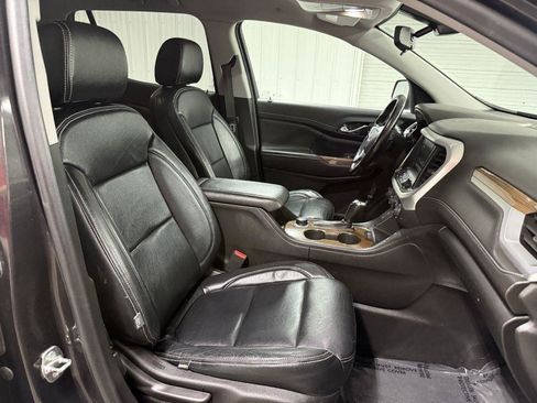 Used 2019 GMC Acadia SLE w/ LPO, Black Accent Package AWD/4WD image 39